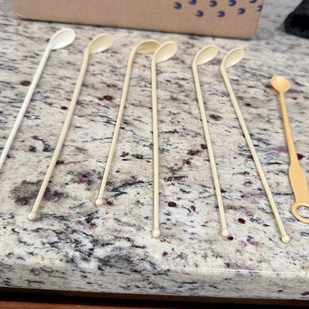 Vintage Tupperware Spoons Set
